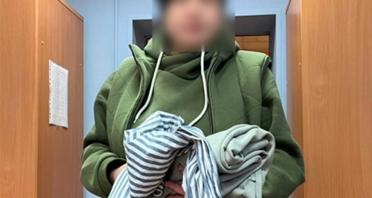 Череповчанка украла у собутыльницы кольцо, телефон и банковскую карту