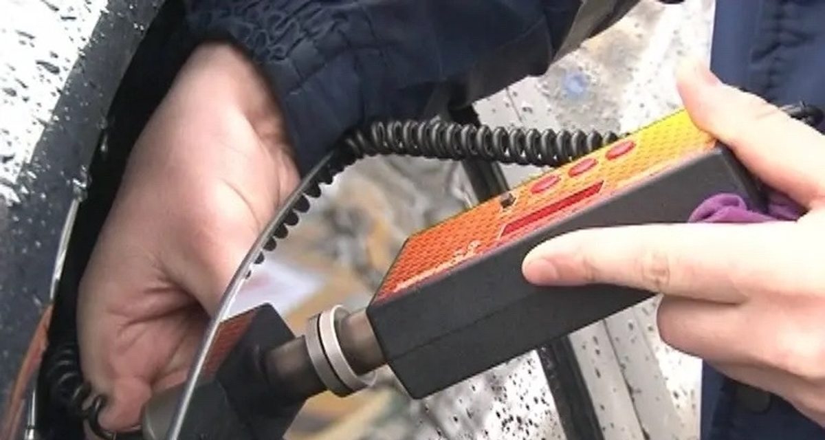 В Череповце водитель с тонировкой отказался убрать нарушение и получил два дня ареста